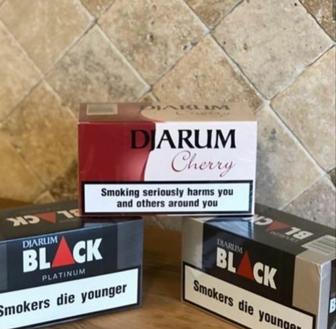 Djarum Black (Karanfil) ve Cherry (Vişne)